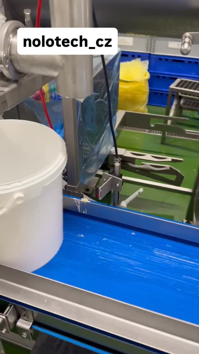 Instagram post from nolotech_cz. This post is in position 4.